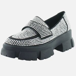 Steve Madden Loafers NIB size 5.5